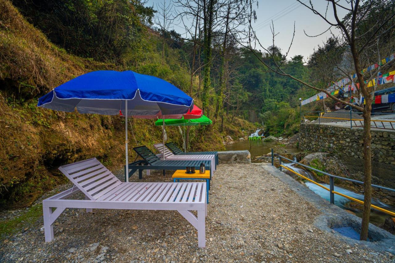 The Hosteller Mussoorie By The Streamside, Kempty Luaran gambar