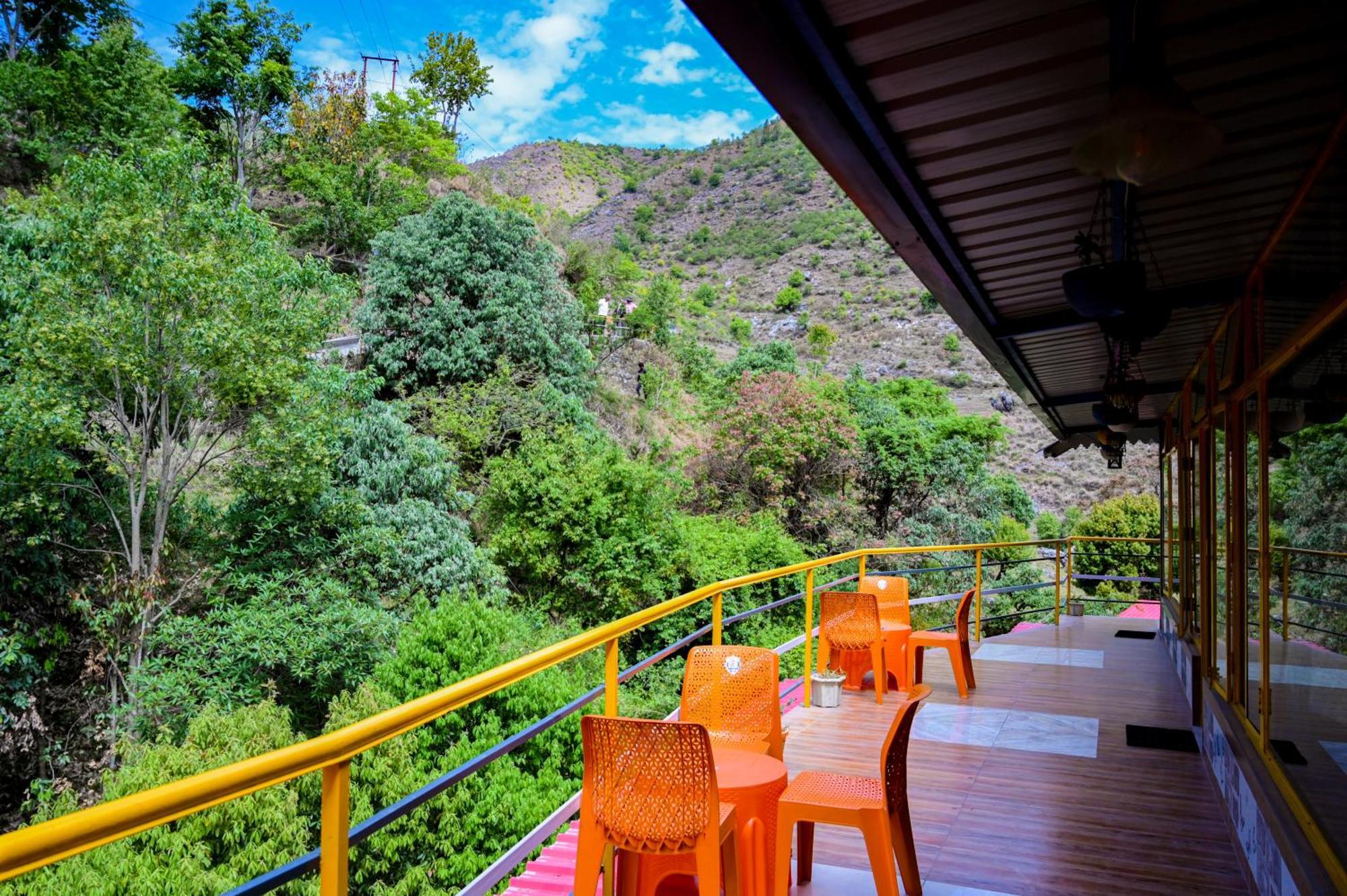 The Hosteller Mussoorie By The Streamside, Kempty Luaran gambar