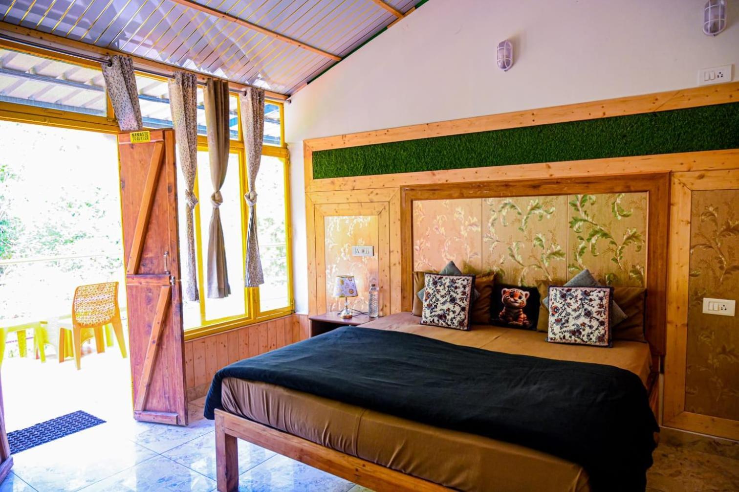 The Hosteller Mussoorie By The Streamside, Kempty Luaran gambar